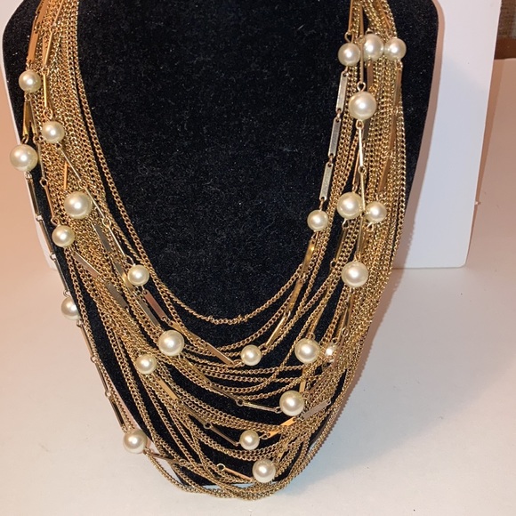 Exquisite Gold Tone Faux Pearl Multi Strand . Beautifully designed. - Picture 6 of 10